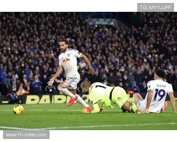 切尔西致命反击组合再现，帕尔默直塞速度压制利兹联